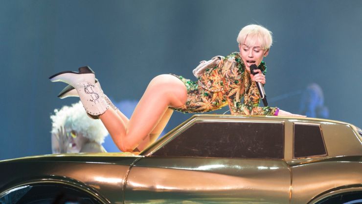 Confira exigências de Miley Cyrus para os seus shows no Brasil