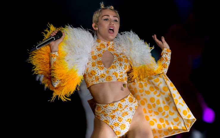 Imprensa elogia show de Miley Cyrus em SP