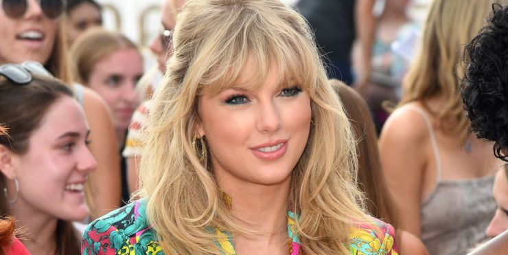 Álbum novo de Taylor Swift já vendeu quase um milhão de cópias antes do seu lançamento
