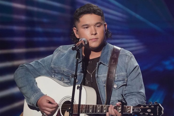 Finalista do programa “American Idol” é expulso por vídeo racista
