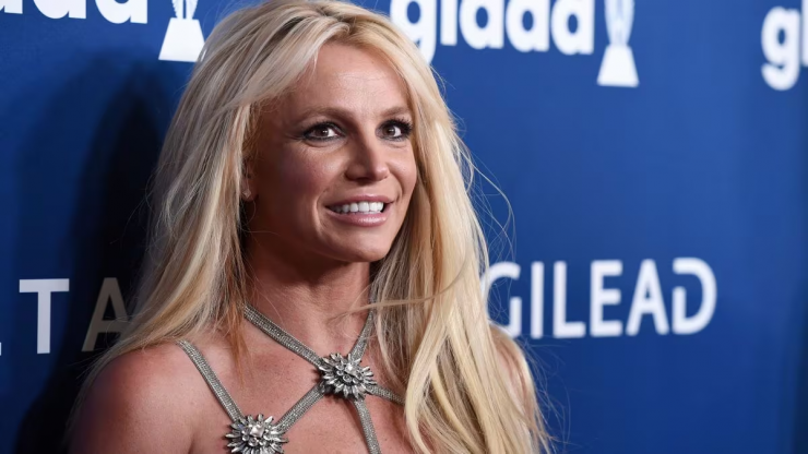 Britney Spears afirma que era “facilmente manipulável” em relacionamentos passados
