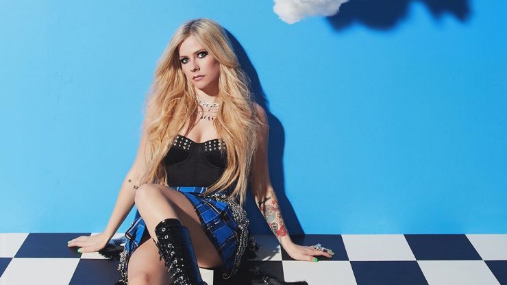 Avril Lavigne confirma novo show no Brasil