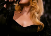 Adele anuncia pausa em residência por problema na voz